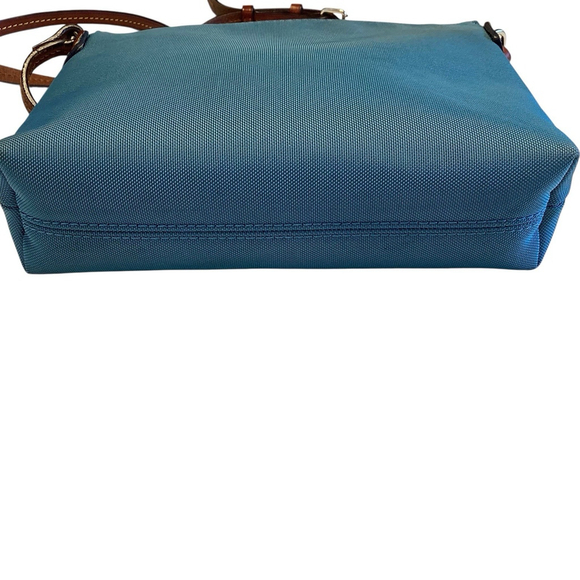 Dooney & Bourke Crossbody Bag Small Blue Sullivan Pouchette Leather Nylon EUC - Picture 6 of 10